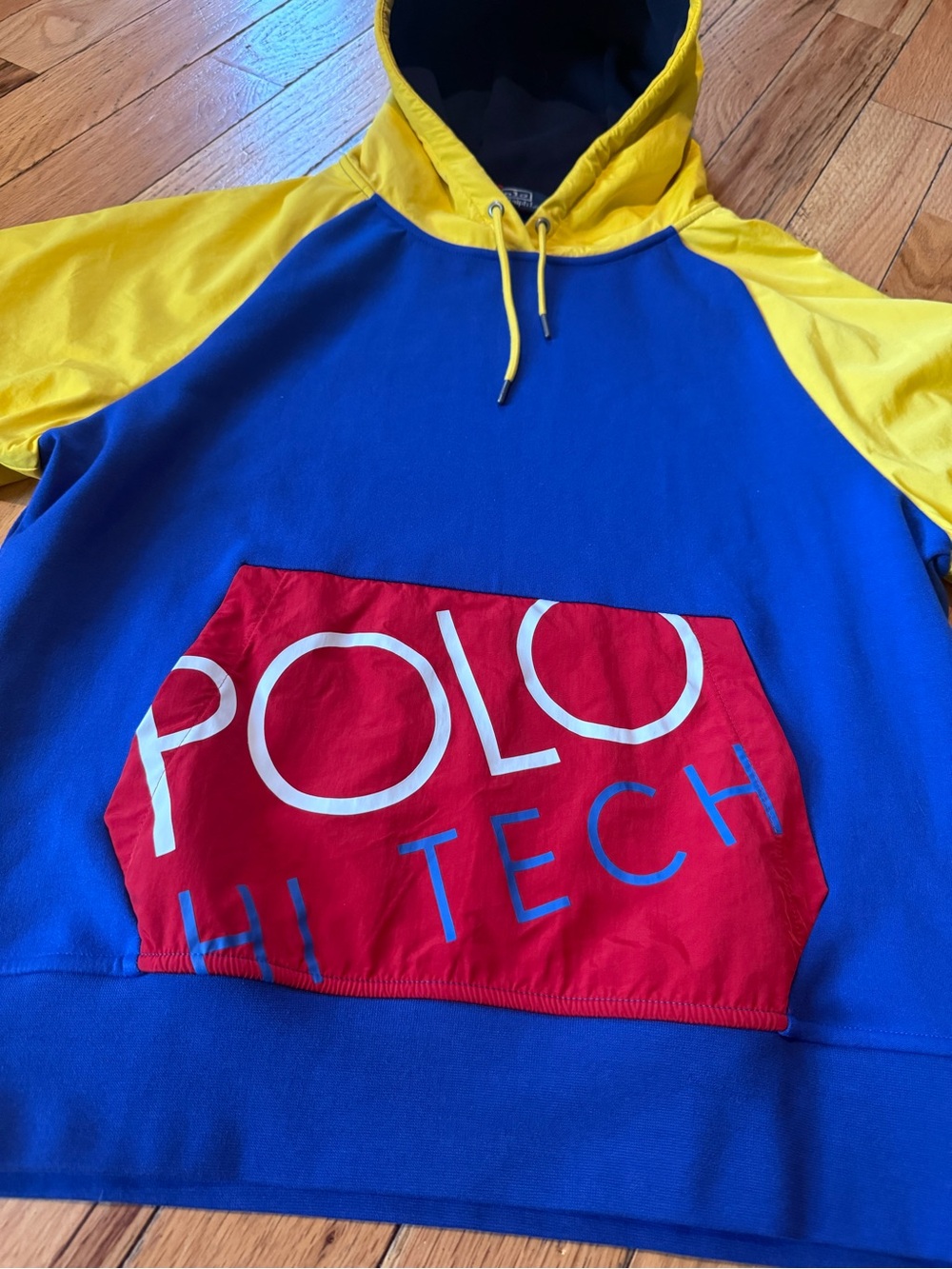 Polo Ralph Lauren Hi Tech Hooded Sweatshirt Red/Yellow/Blue Men’s Size M NWOT - Picture 2 of 14